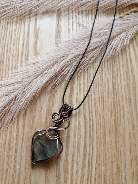 Labradorite Pendant