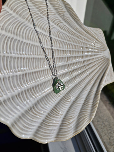 Verdant roots - seaglass necklace